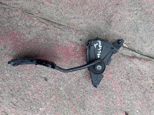 2005 master 2 gaz pedalı