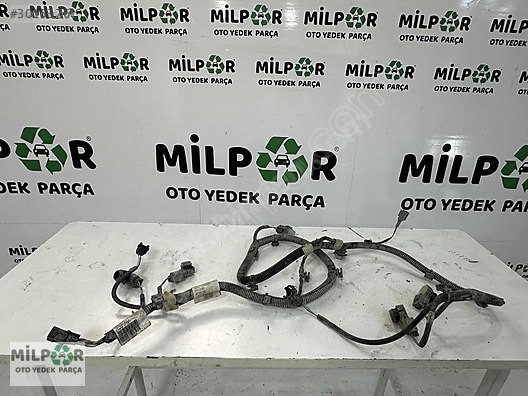 RENAULT KADJAR ÖN TAMPON TESİSATI SENSÖRLER ÜZERİNDE 240151086r