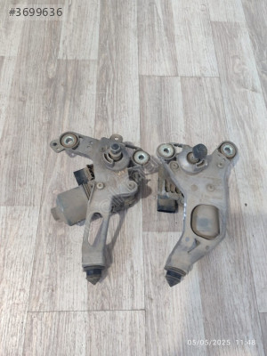 FORD FOCUS 3 SAG SOL CAM SİLECEK MOTORU BM51-17504
