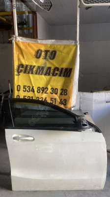 Mercedes A Serisi W176 Modeli İçin Sağ Ön Kapı Çıkma Parç