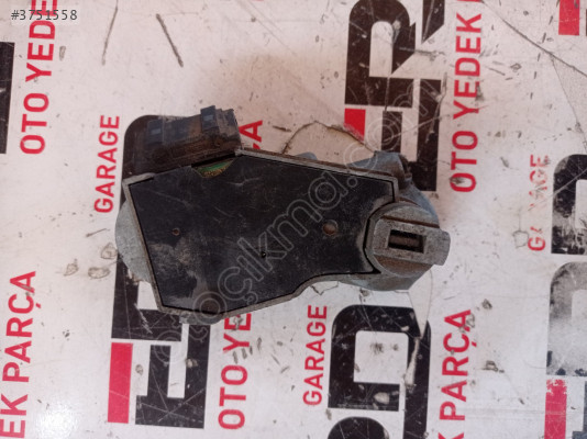 Mercedes-Benz W203 W211  Direksiyon Kolonu Kilidi A0375456132