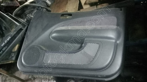 Çıkma Honda HR-V Sağ Ön Kapı Döşemesi