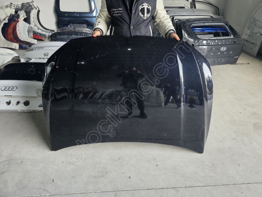 2020/2024 VW GOLF 8 SİYAH MOTOR KAPUTU ORJINAL