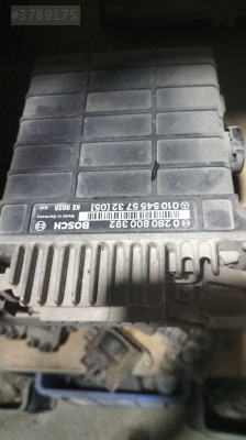 0280800392 Mercedes 190 motor beyni