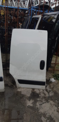 FİAT FİORİNO SAĞ SÜRGÜ KAPI GÜÇMANLAR