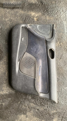 Orijinal hatasız Peugeot 206 sağ ön kapı döşemesi