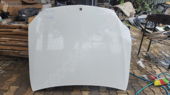 Mercedes w205 motor kaputu çıkma orjinal