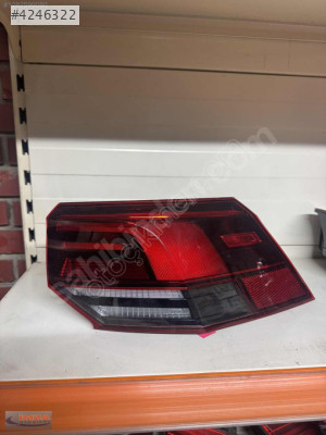 VW GOLF 8 SAĞ DIŞ STOP ORİJİNAL HATASIZ 5H0945096C