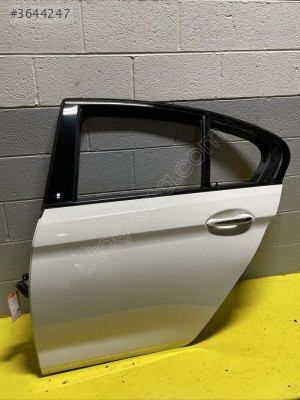 BMW ÇIKMA G30 BEYAZ SOL ARKA KAPI