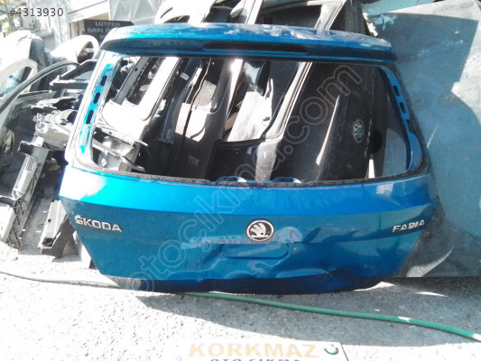 SKODA FABIA BAGAJ KAPAĞI