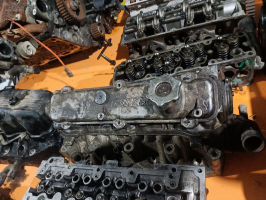 FİAT TOFAŞ SLX 1.6 SİLİNDİR KAPAĞI