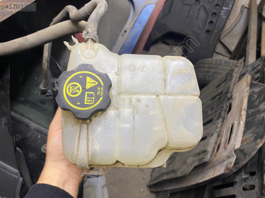 OPEL ASTRA J RADYATÖR YEDEK SU DEPOSU ÇIKMA 13393368 CANCAN OPEL
