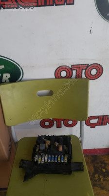 970610303  PORSCHE PANEMERA SİGORTA KUTUSU