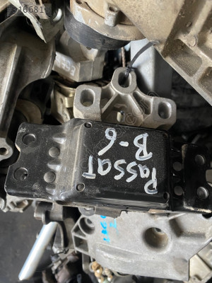 PASSAT B6 MOTOR KULAĞI ORJİNAL ÇIKMA PARÇA