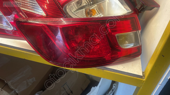Renault Clio dört sol arka stop