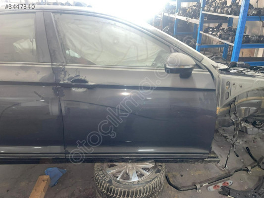 Passat Vw B8,5 Sag arka Kapı füme renk çıkma