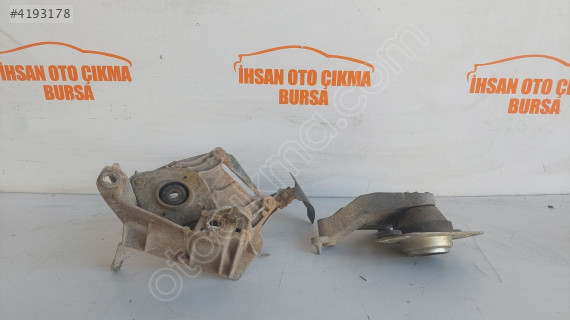 Renault express motor sağ sol kulağı