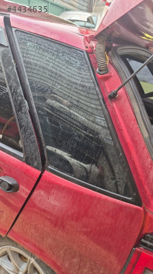 Tipo sağ sol arka bagaj kelebek camı