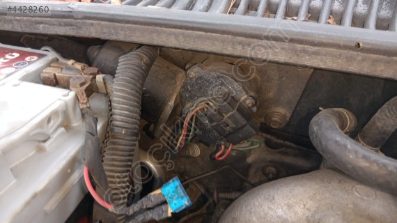 Kia Sportage 96 model ön cam silecek motoru