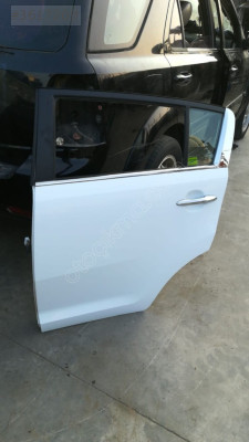 kia sportage 2014 sol arka kapı (son fiyat)