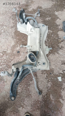 Renault Clio4 motor traverzi komple dolu orijinal hatasız
