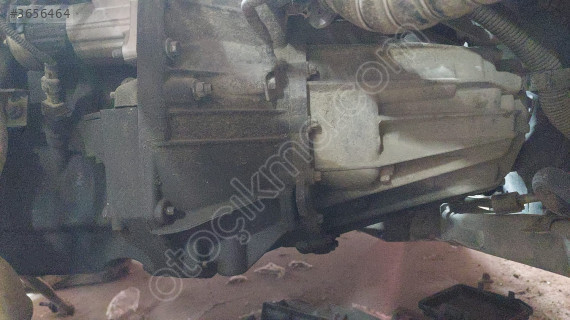 Laguna 3 1.5 motor 6 ileri şanzıman sökme hatasız