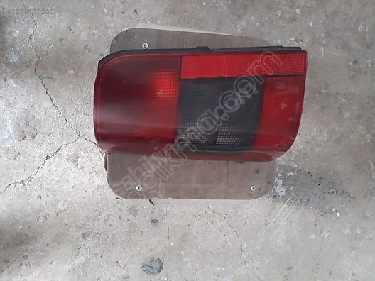 PEJO PARTNER SAĞ VE SOL ARKA STOP LAMBASI ÇİFT KAPI YANA AÇIKIR