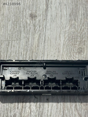 OPEL ASTRA J  KLİMA BEYNİ 13586727