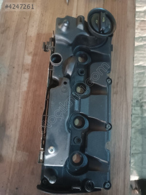 1.6 CAY motor Külbütör Kapağı ORJINAL 03L103469S