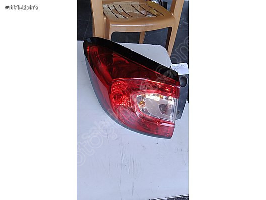 Renault Captur sol dış stop orijinal duy üzerinde