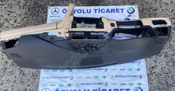 BMW F30 Siyah Bej Göğüs Çıkma Orjinal