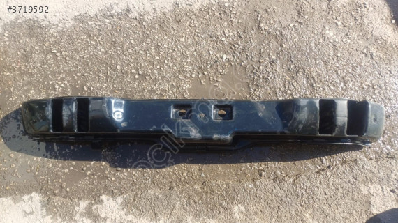 1996-2000 Hyundai Elantra arka tampon demiri