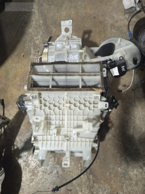 PEUGEOT 308  KALORİFER KAZANI