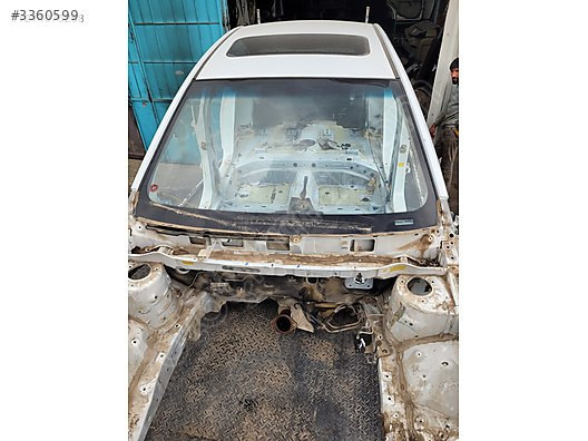 GEELY EMGRAND EC7 (KESME) TAVAN ARKA ŞASİ ÇAMURLUK