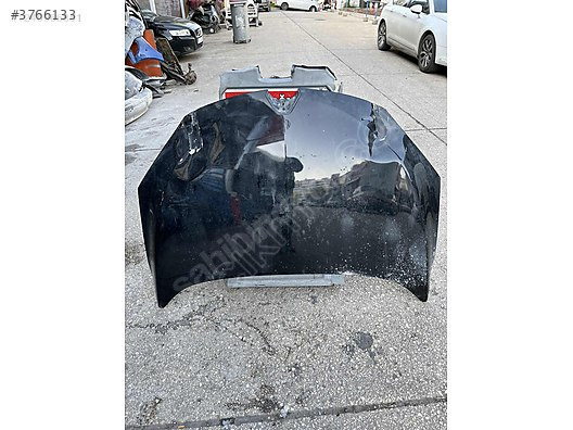 RENULTE MEGANE 3 ÖN KAPUT