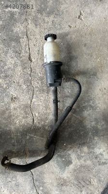 Chrysler voyager yağ bidonu