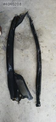 Citroen c4 çıkma ön cam ızgarası