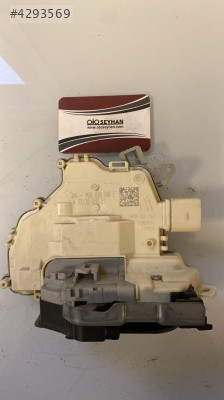 4G0839016E audi a3 sağ arka kapı kilidi