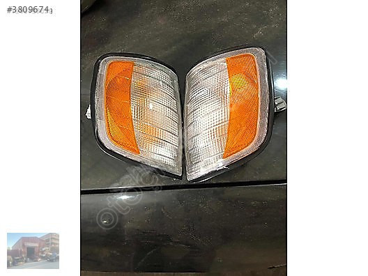 MERCEDES W124 U.S.A MODEL SARI KÖŞELİ SİNYAL TAKIMLARI (SIFIR)