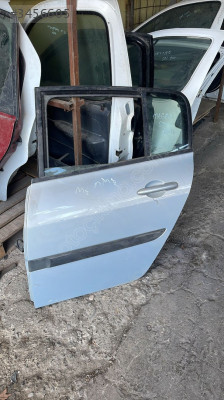RENAULT MEGANE 2 SOL ARKA KAPI GÜÇMANLAR