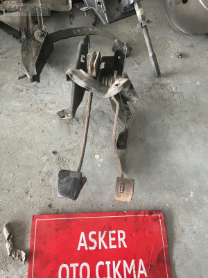 Astra F Corsa b fren debriyaj pedalı