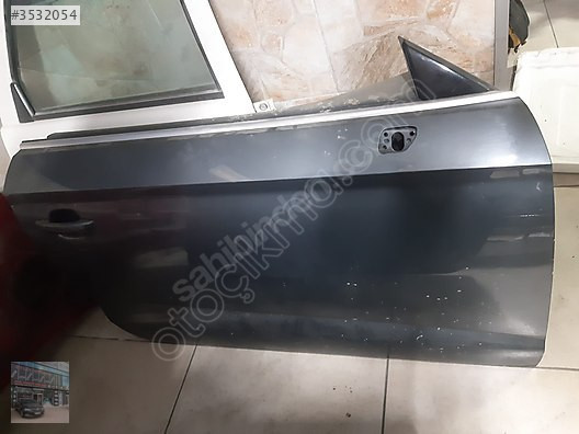 2012-2016 AUDİ A3 CABRİO SAĞ ÖN KAPI