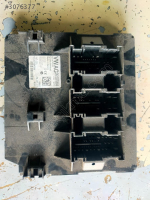 PASSAT B7 KONFOR BEYNİ 5K0937084K