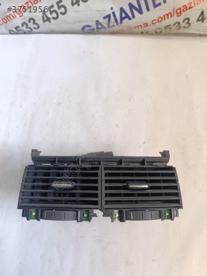 7L6819727 Touareg Orta Kalorifer Izgaraları