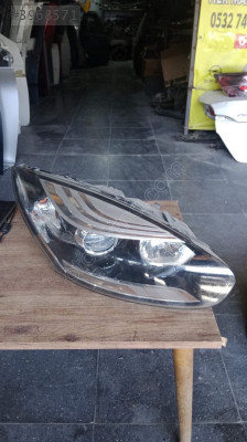 Renault Megane3 sağ ön far orijinal