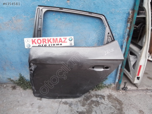 SEAT LEON SOL ARKA KAPI 2014-2017