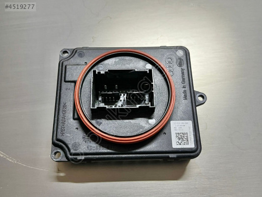 AUDİ Q3 FAR BEYNİ ORJİNAL 4K0941572CC