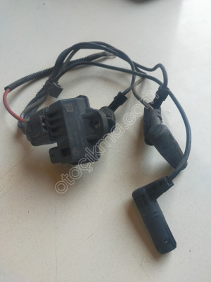 BMW 3 F30 F31 KIZDIRMA BUJİSİ 0522120103