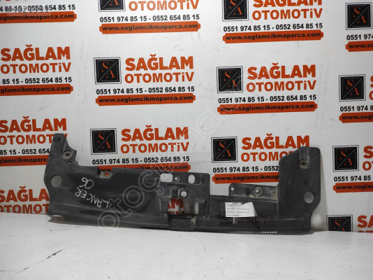 MİTSUBİSHİ LANCER 08-13 ÇIKMA ÖN PANEL ÜST KAPLAMASI 6400A831