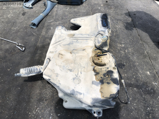 RENAULT SCENİC 1 YAKIT DEPOSU